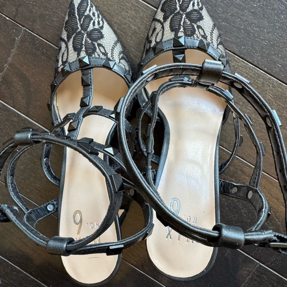 Liraven Pump In Black Lace Size 8 - Picture 4 of 6